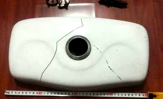 马桶瓷器裂了怎么处理好(马桶瓷体有裂缝漏水怎么修复) 马桶瓷器裂了怎么处理好(马桶瓷体有裂缝漏水怎么修复)